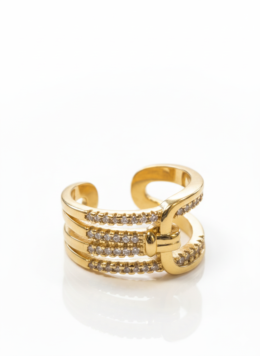Bague Dorée à Trois Anneaux – Boucle Étincelante