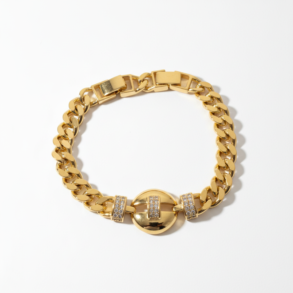 Bracelet Gourmette Dorée à Médaillon Central Serti de Zircons