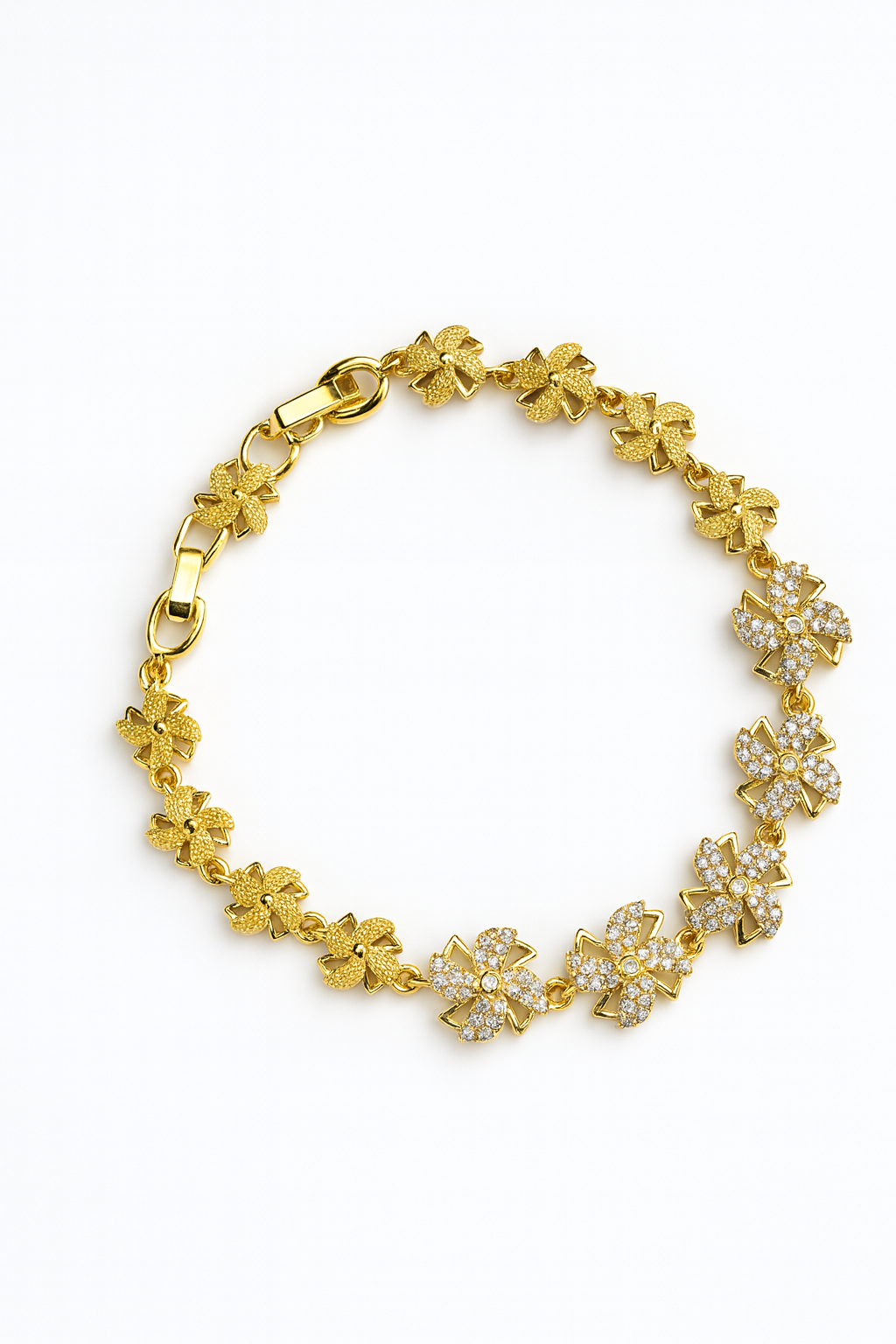 Bracelet Floral Doré – Cristaux Étincelants